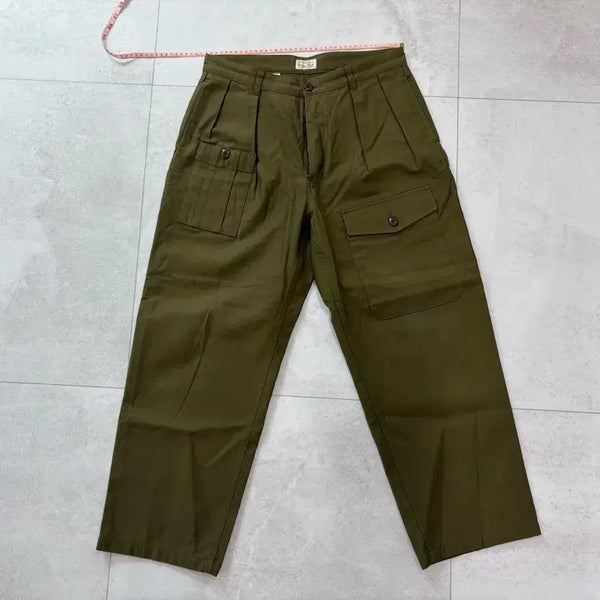 [BUNJANG] Bants LSB White Satin British Battle Dress Trousers Size 48 / 반츠 LSB 백새틴 브리티시 배틀 드레스 트라우저 48