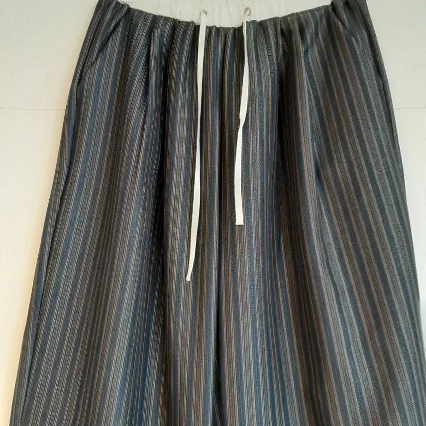 [BUNJANG] Stripe Colorblock Wide Pants / 스트라이프 배색와이드 팬츠