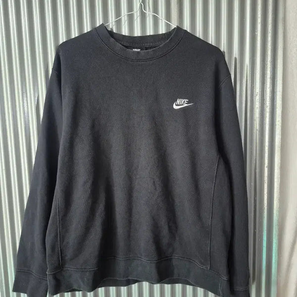 [BUNJANG] Nike Black Sweatshirt L / L 나이키 맨투맨 검정색