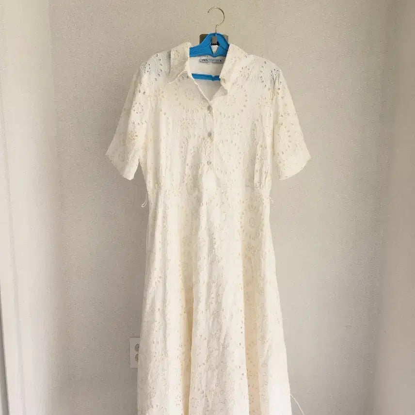 [BUNJANG] Zara Eyelet Long Dress / 자라 아일렛 롱원피스 55추천