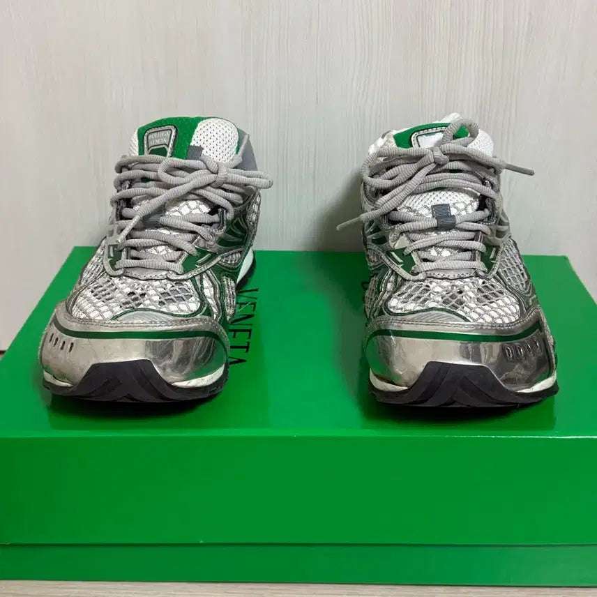 [BUNJANG] Bottega Veneta Orbit Sneakers Silver Parakeet Green / (41) 보테가베네타 오르빗 실버 패러킷 그린 스니커즈
