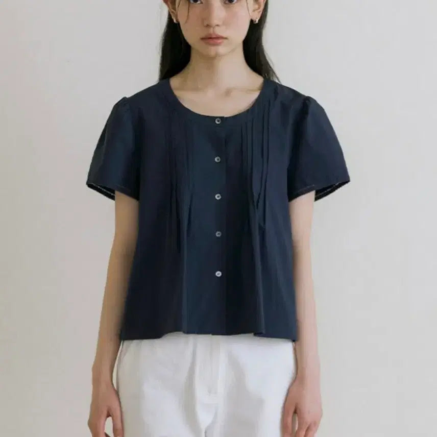 [BUNJANG] Ling Seoul Pintuck Round Blouse (Size F) / 링서울 핀턱 라운드 블라우스 F