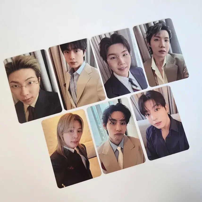 [BUNJANG] BTS Arirang Busan Concert ARMY ZONE Photocard Set (Sealed) / (미개봉) 방탄 아리랑 부산콘 아미존 포카