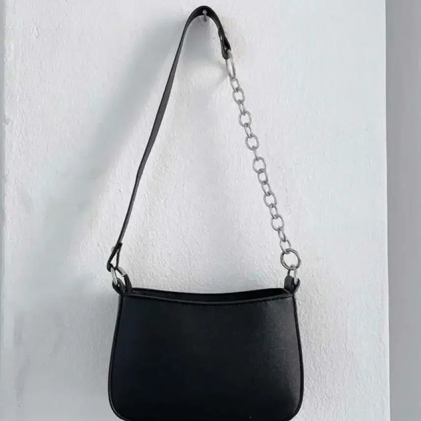 [BUNJANG] Chain Mini Hobo Crossbody Bag / 체인 미니 호보 크로스백