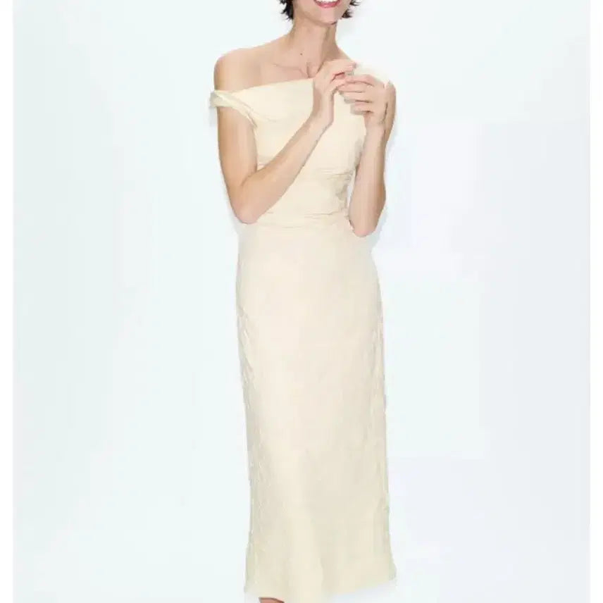[BUNJANG] Zara Jacquard Pleats Dress Cream M Size / [새상품] 자라 자카드 플리츠 원피스 M사이즈 크림