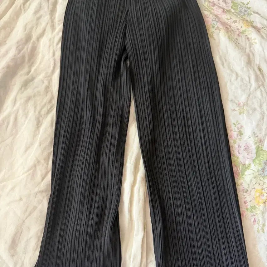 [BUNJANG] Pleated Trousers Size 5 / 플리츠띠커 바지 싸이즈5