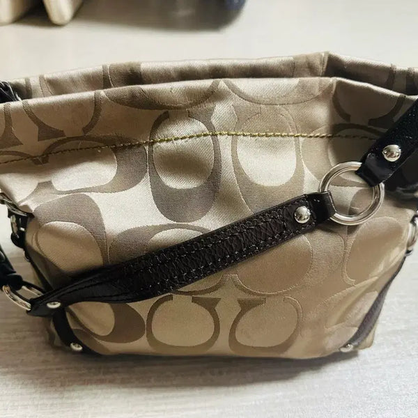 [BUNJANG] Coach Signature Pattern Shoulder Bag / 코치 숄더백 브라운