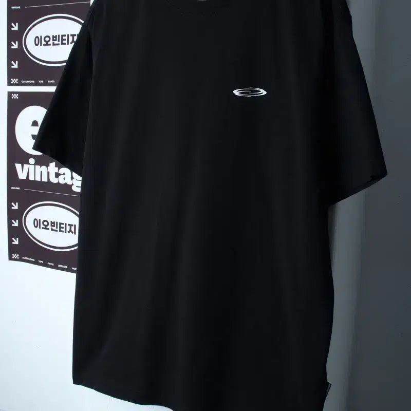 [BUNJANG] Opening Project Small Logo Black T-Shirt (XL-2XL) / (XL-2XL) 오프닝 프로젝트 반팔 티셔츠 스몰로고 블랙-H36471