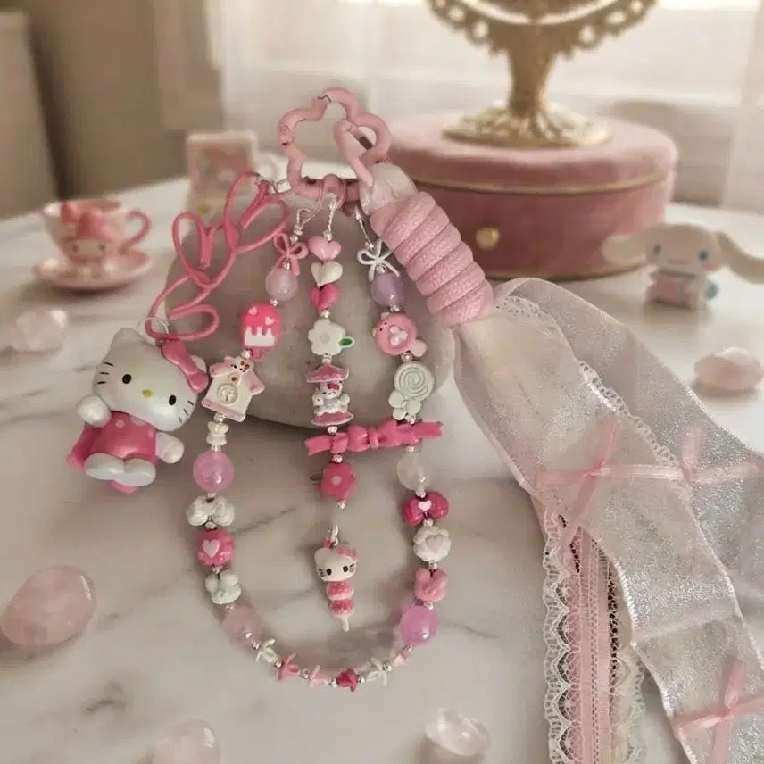 [BUNJANG] Hello Kitty Beaded Charm Pink / 키티 비즈 키링 핑크