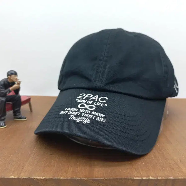 [BUNJANG] FLIPPER 2PAC "Thug Life" Lettering Street Ball Cap Hat Black / FLIPPER 플리퍼 투팍 2PAC 터그라이프 명언 레터링 스트릿 볼캡 모자 블랙