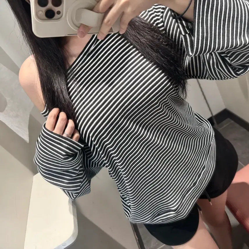 [BUNJANG] Stripe One-Shoulder T-Shirt / 단가라 원숄더 티셔츠