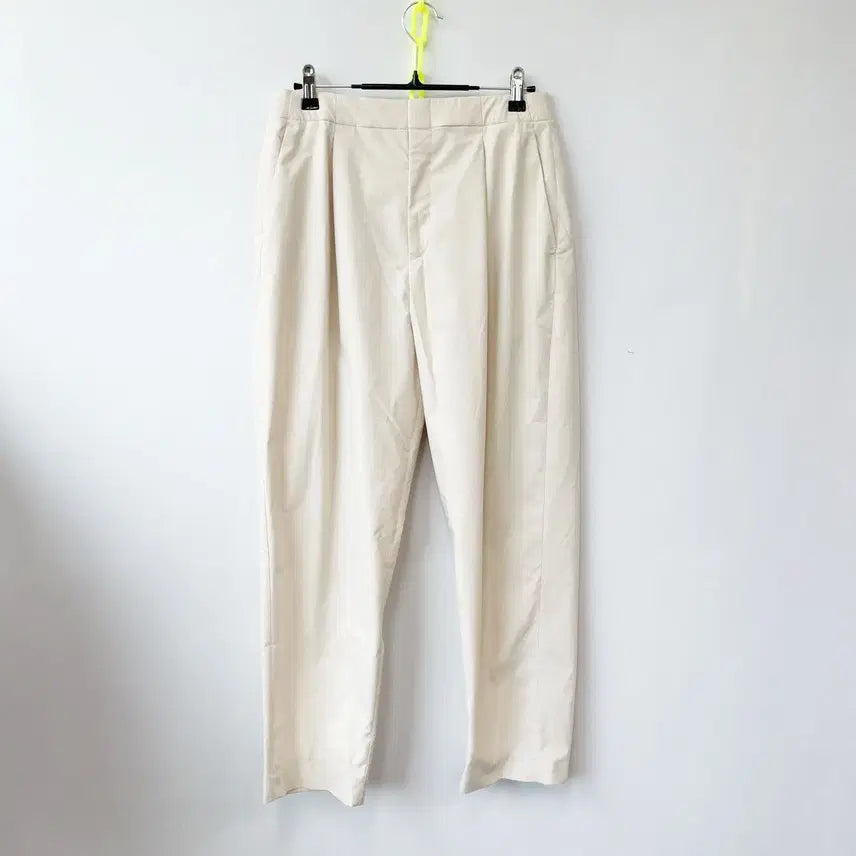 [BUNJANG] Uniqlo x Theory Pin Tucks Pants L / 유니클로 X 띠어리 핀턱바지 L 진스센스
