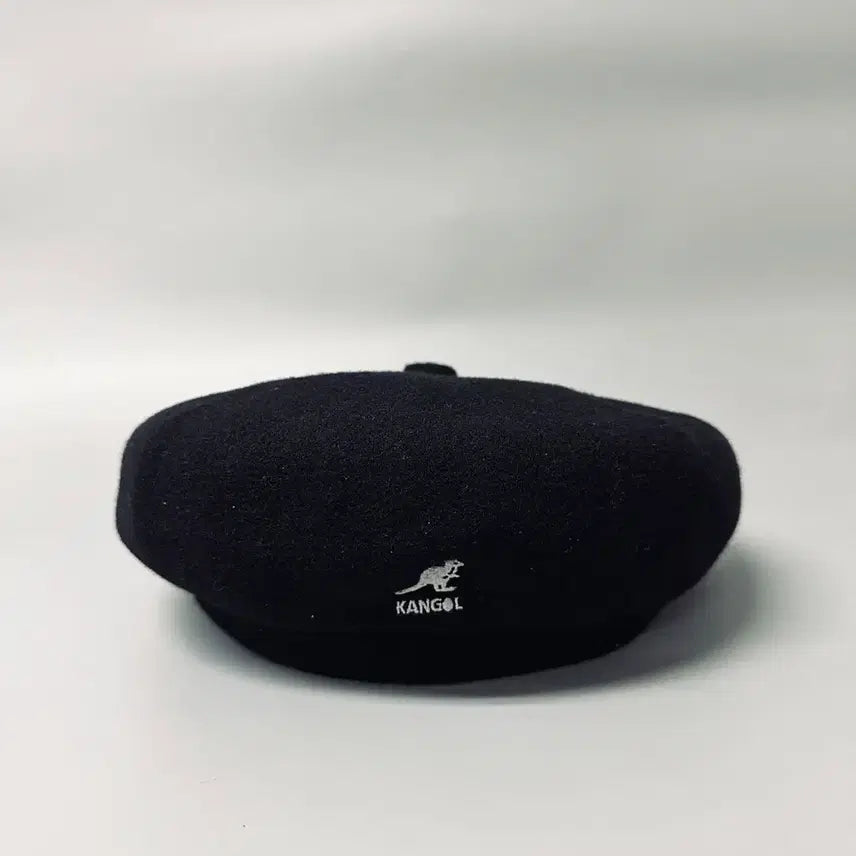 [BUNJANG] Kangol Black Wool Hunting Cap Beret Hat / 캉골 KANGOL 블랙 울 헌팅캡 베레모 모자