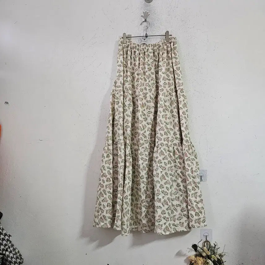 [BUNJANG] Floral Pattern Ruffle Skirt / 플로럴 패턴 캉캉 스커트