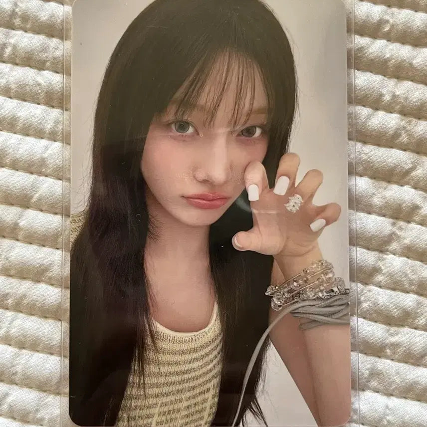 [BUNJANG] ILLIT 'I GOT IILLIT' IROHA Lucky Draw Photocard Limited Edition / 아일릿 i got your back 아갓춀백 이로하 로하 리미티드 에디션 앨범 포카