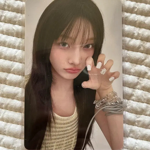 [BUNJANG] ILLIT 'I GOT IILLIT' IROHA Lucky Draw Photocard Limited Edition / 아일릿 i got your back 아갓춀백 이로하 로하 리미티드 에디션 앨범 포카
