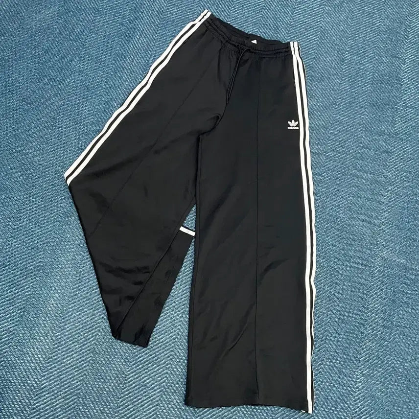 [BUNJANG] Adidas Relaxed Wide Track Pants Women's L / [여성L] 아디다스 릴렉스드 와이드 트랙 팬츠 바지 만원샵