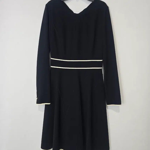 [BUNJANG] MICHAA Color Block Knit Dress / 미샤 블랙 배색 니트 원피스 85