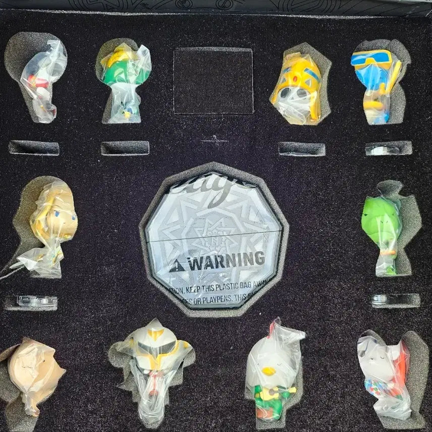 [BUNJANG] Lineage M Executioner Art Toy Figure Set / 리니지M 아트토이 신검