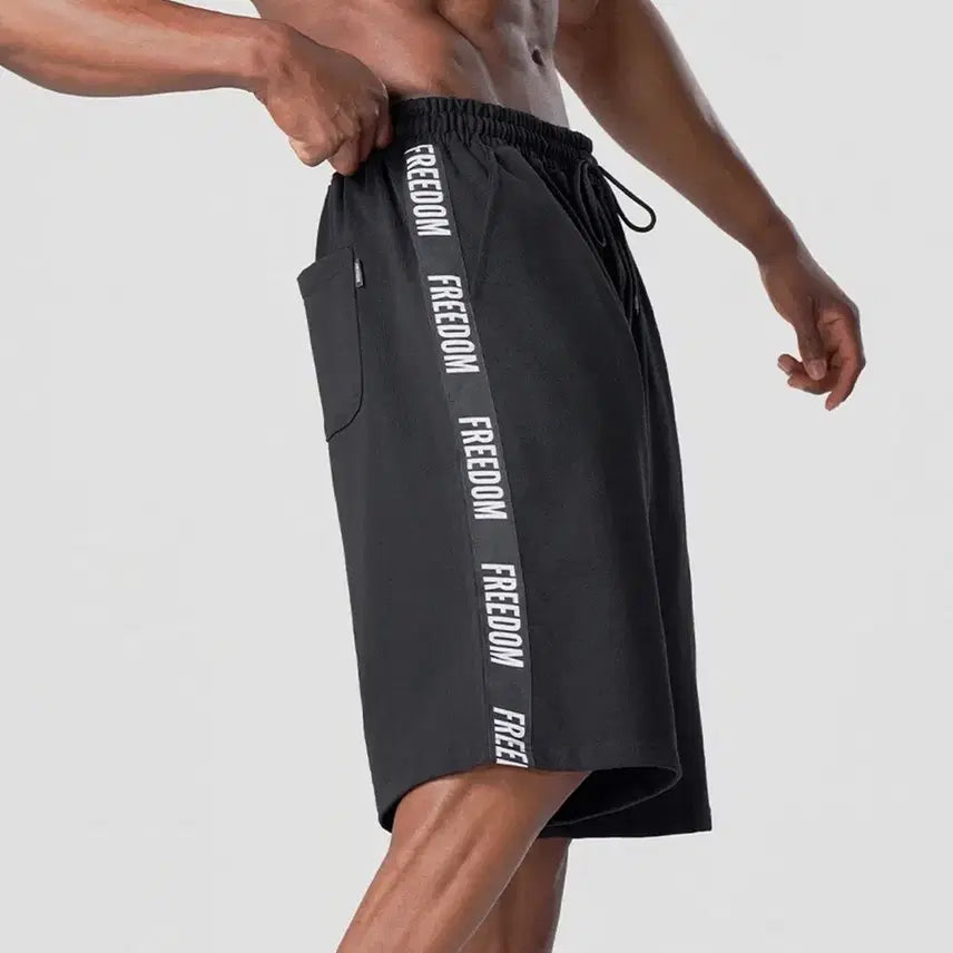 [BUNJANG] Freedom Lettering Training Shorts / 프리덤 블랙 레터링 트레이닝 반바지