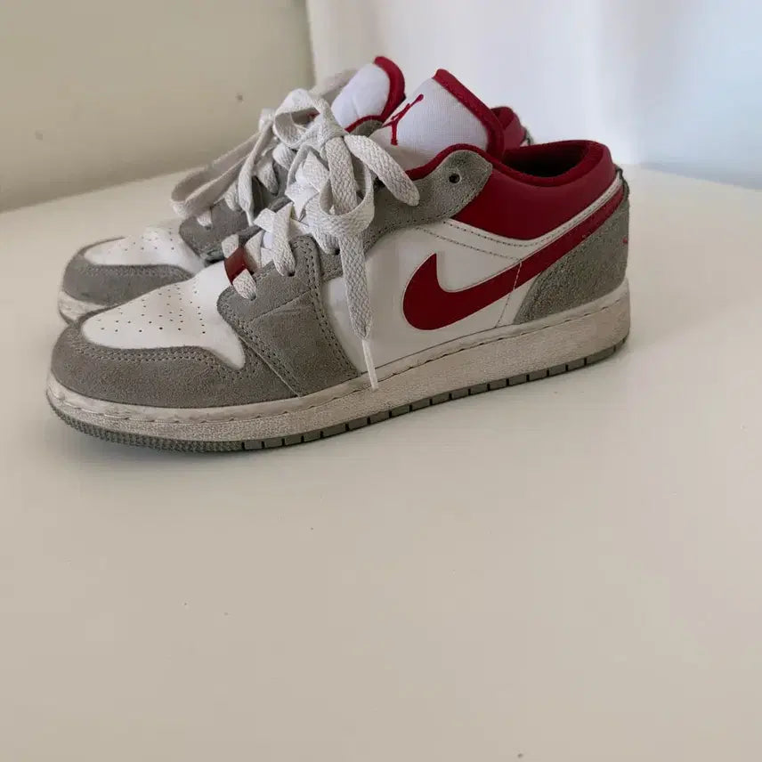 [BUNJANG] Jordan 1 Low Light Smoke Grey (GS) Shoes / 조던(JORDAN) 1 로우 라이트 스모크 그레이