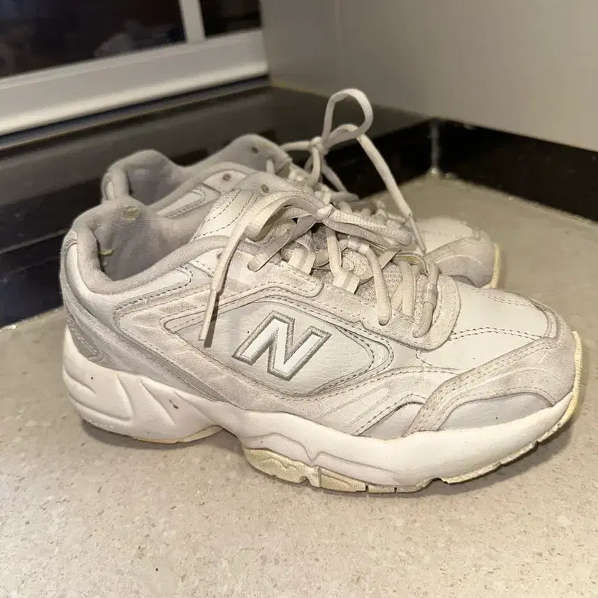 [BUNJANG] New Balance 452 Grey 235 / 뉴발란스 452 그레이 235