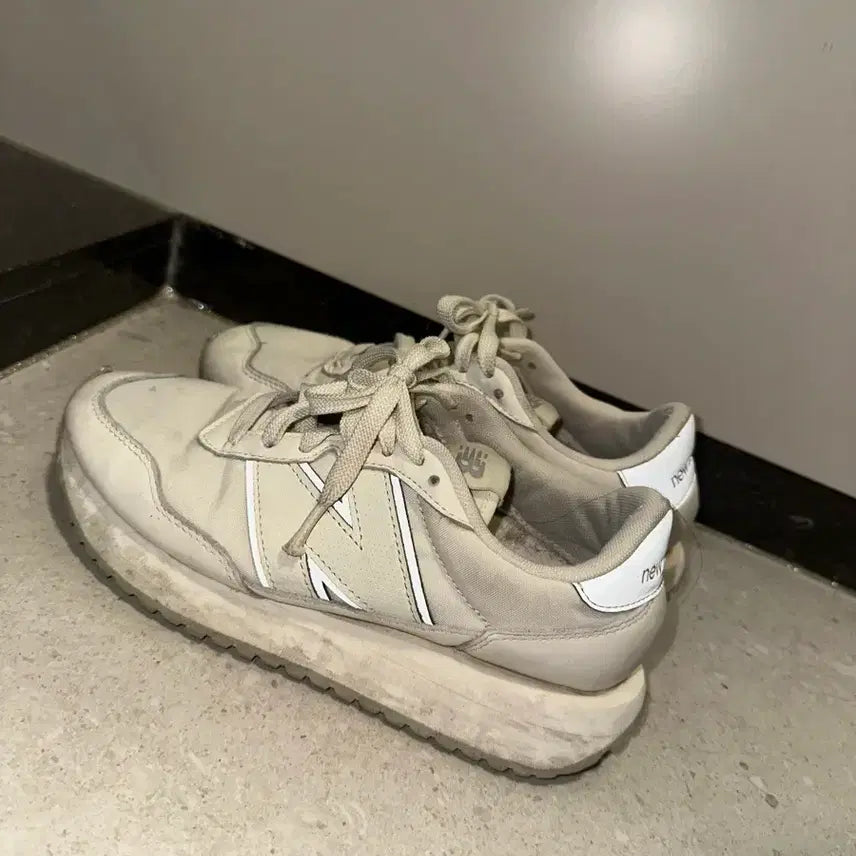 [BUNJANG] New Balance 237 Shifted White Sneakers / 뉴발란스 237 쉬프티드 화이트