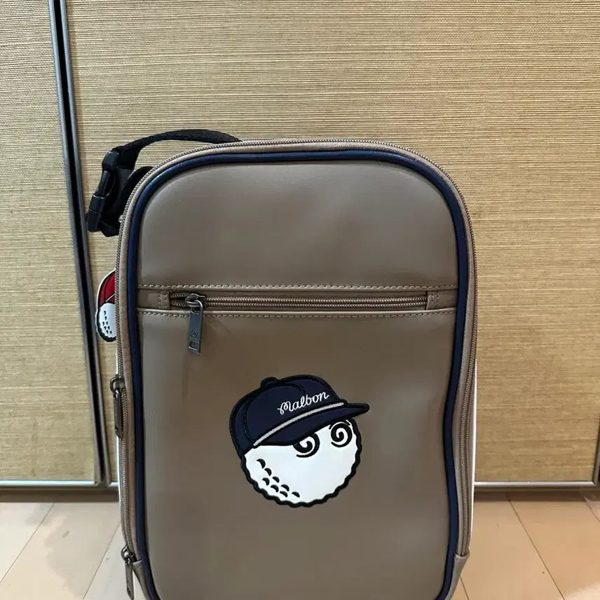 [BUNJANG] Malbon Golf Pouch Shoe Case with Ventilation / 말본 골프 파우치 신발케이스 통풍기능