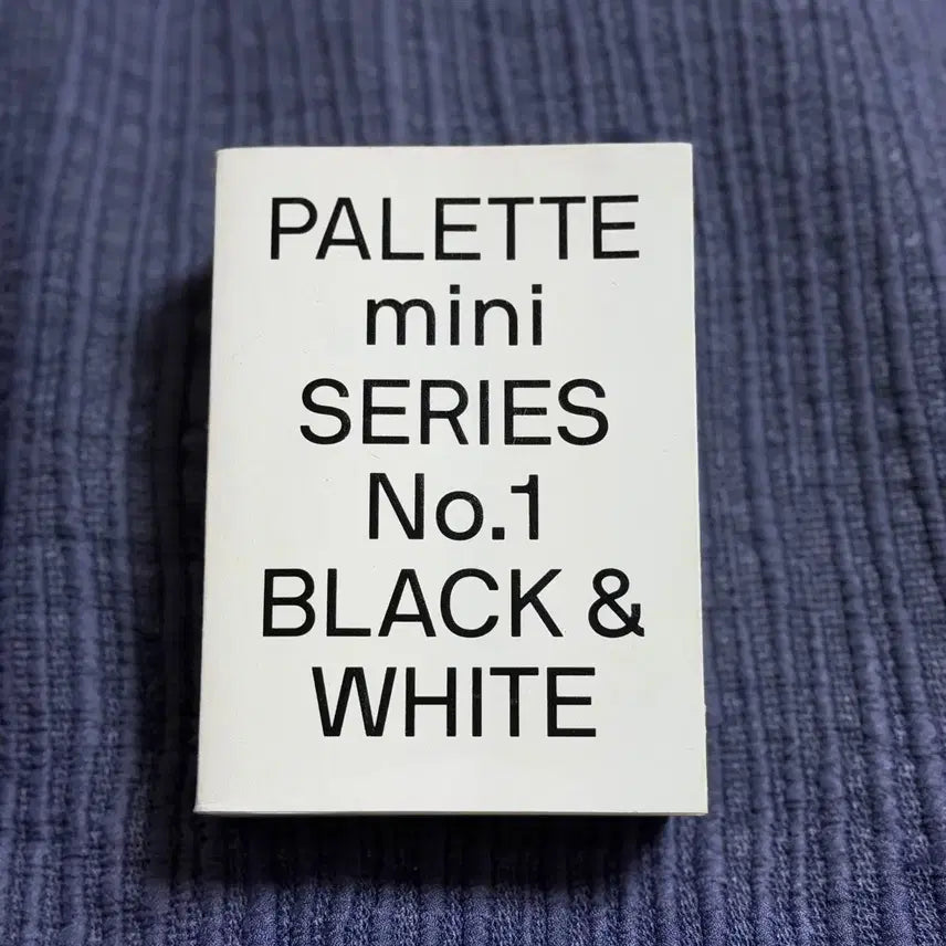 [BUNJANG] Palette Mini No.1 Black & White Sticker Set / 팔레트 미니 PALETTE mini No.1 black &white