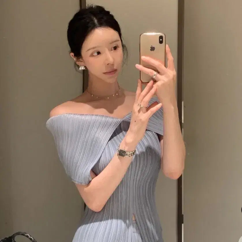 [BUNJANG] Pleated Collar Top / 플리츠카라탑
