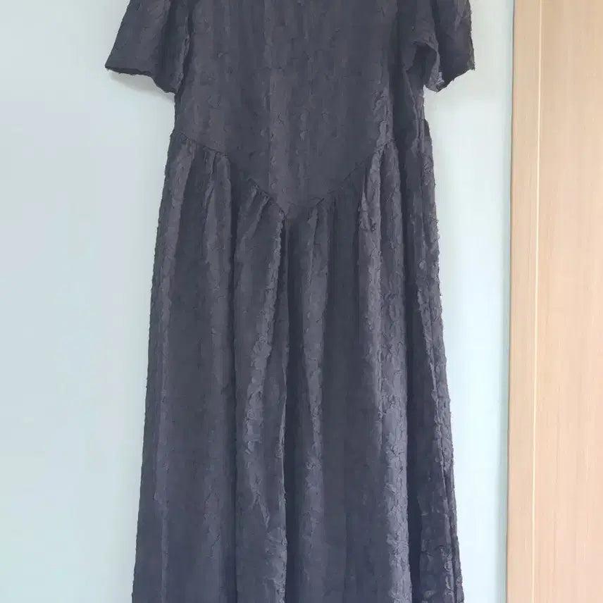 [BUNJANG] Black Flower Pattern Puff Sleeve Long Dress / 블랙 플라워 패턴 퍼프소매 롱 원피스