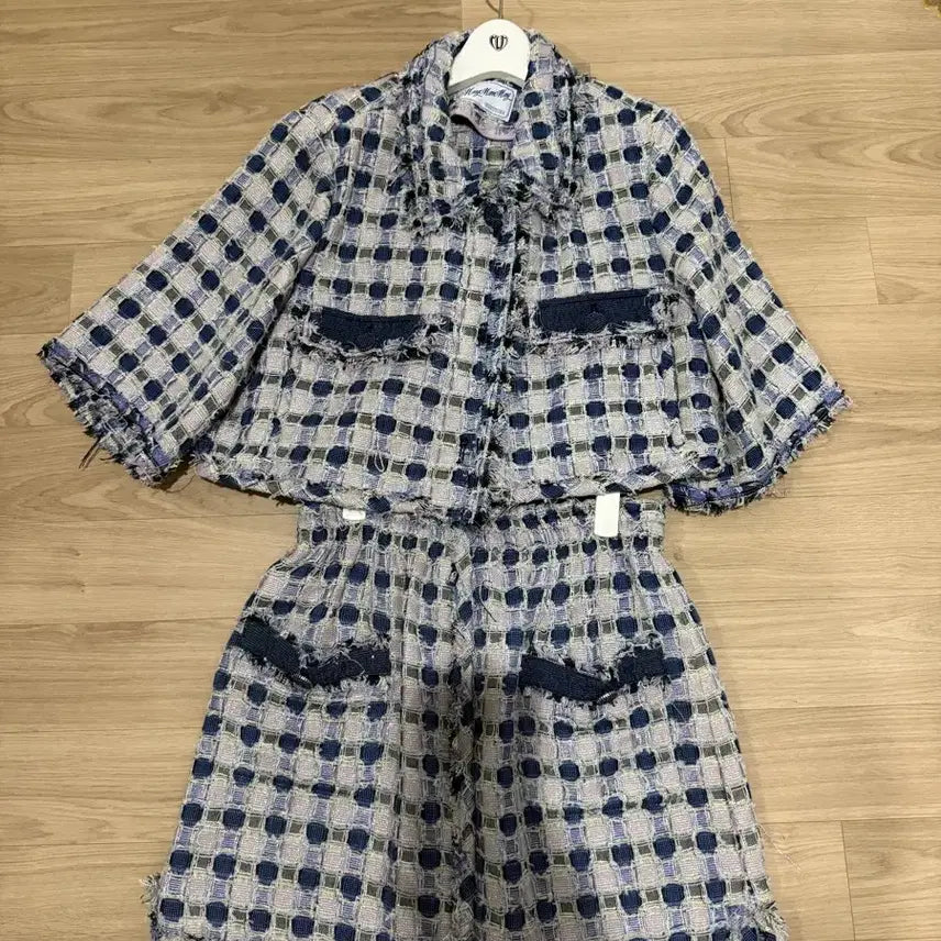 [BUNJANG] Manimoremong Tweed Setup Jacket and Skirt Set / 매니모어몽 트위드 셋업