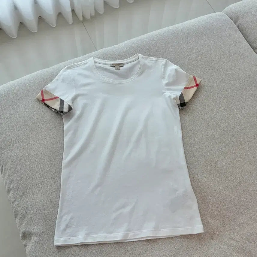 [BUNJANG] Burberry Check Short Sleeve T-Shirt White / 버버리 체크 반팔 티셔츠 화이트