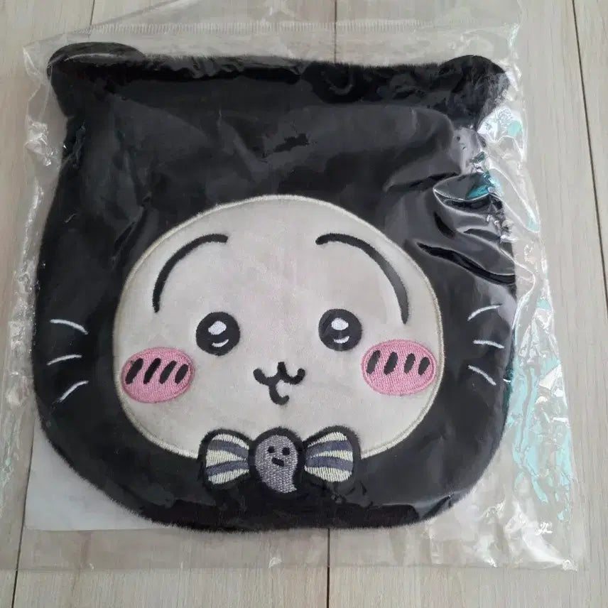 [BUNJANG] Chiikawa Halloween Black Cat Pouch / 치이카와할로윈블랙캣파우치