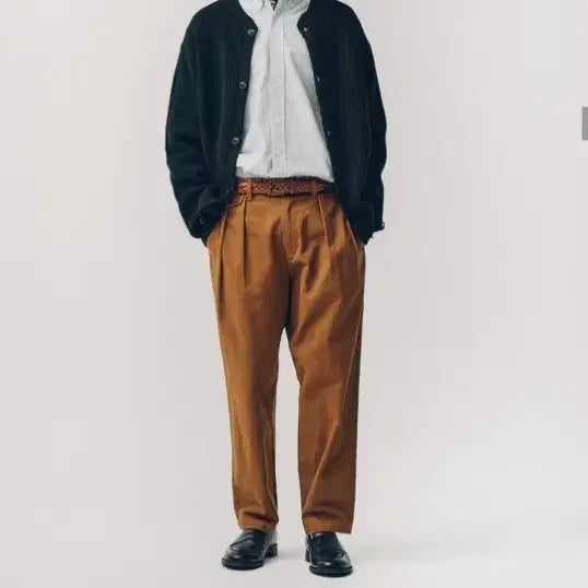 [BUNJANG] Yale Gurkha Vintage Two-Tuck Chino Pants Tan / 예일 구르카 빈티지 투턱 치노 팬츠 탄 컬러 택포 22,000원남성 S사이즈 (28~29인치)