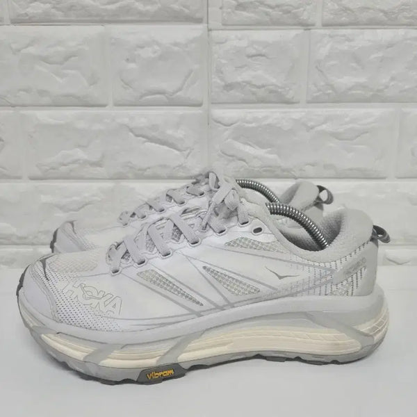 [BUNJANG] Hoka One One Mafate Speed 2 Trekking Shoes Cosmic Gray 240mm / 호카오네 240mm마파테 스피드 2 코스믹 그레이 트레킹화 등산화