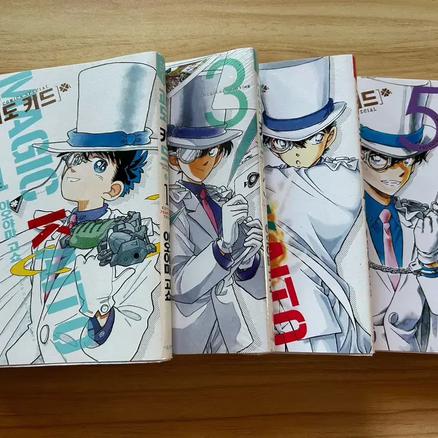 [BUNJANG] Phantom Thief Kid Manga Volumes 1, 3, 4, 5 / 괴도키드 만화책 1,3,4,5권