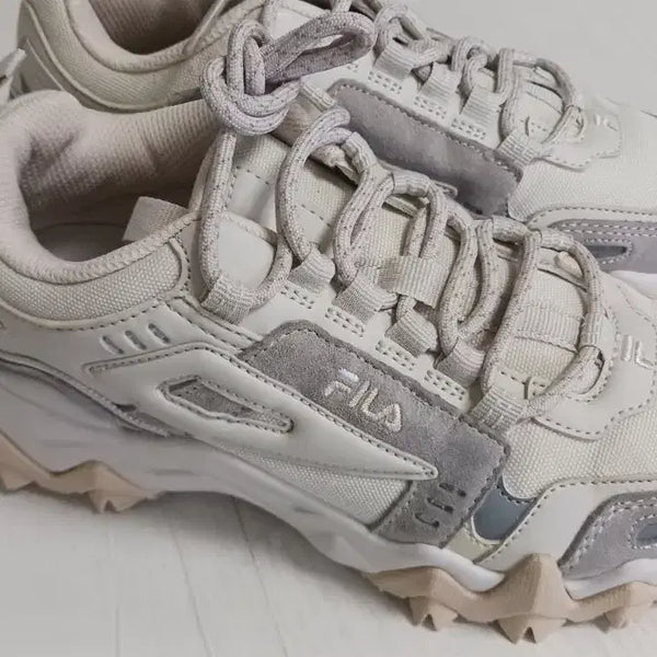 [BUNJANG] Fila Ugly Shoes Sneakers Beige/White 240 / 휠라 어글리슈즈 운동화  베이지/화이트 //240