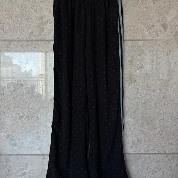 [BUNJANG] Black Pattern Pants with Three-Stripe Detail / 바지