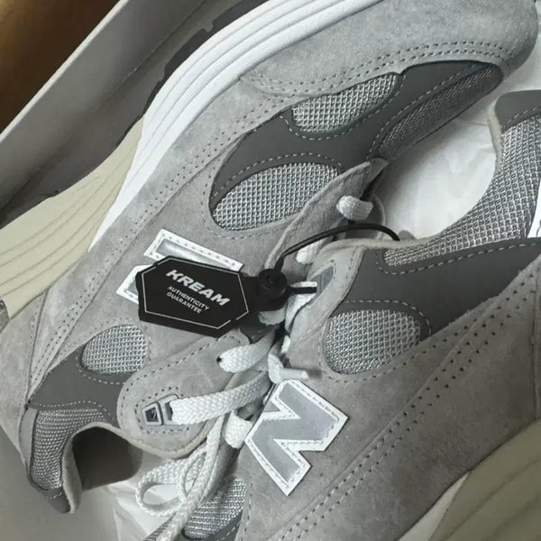 [BUNJANG] New Balance 992 Grey Sneakers / 뉴발란스 992 그레이 290 새상품