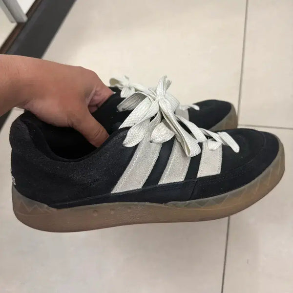 [BUNJANG] Adidas Adimatic Core Black Off White Sneakers / 아디다스 아디매틱 코어 블랙 오프 화이트 270