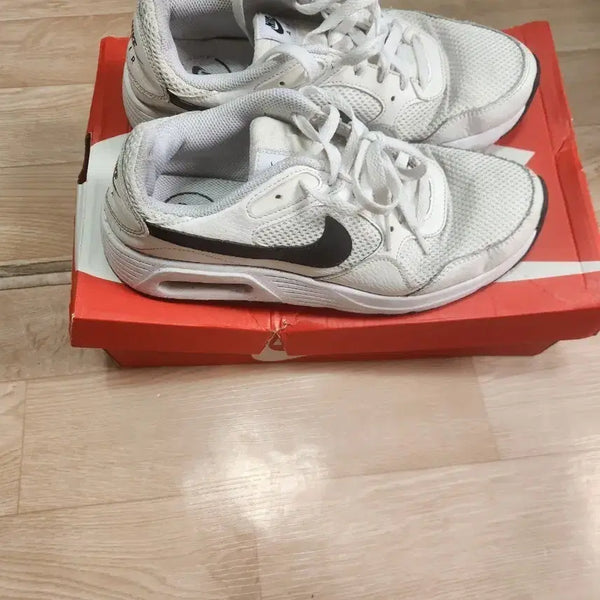[BUNJANG] Nike Air Max White Sneakers Size 255 / 나이키 에어맥스 흰색 운동화 255
