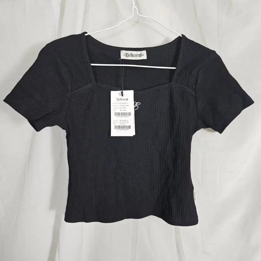 [BUNJANG] Delicent Ribbed Heart Neck Short Sleeve Top (New) / 델리센트 하트넥 골지반팔(새상품)