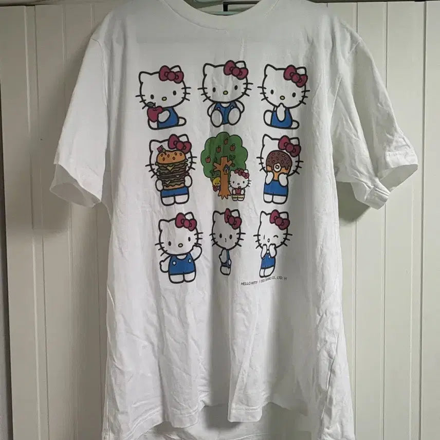 [BUNJANG] Uniqlo Hello Kitty T-Shirt XL / [XL] 유니클로 헬로키티 반팔티
