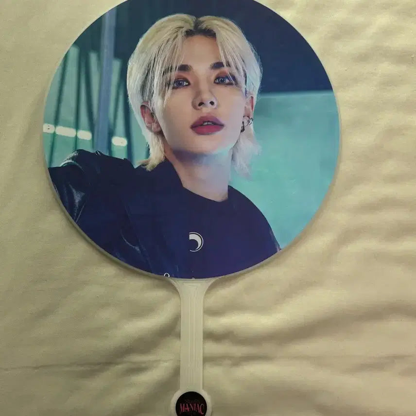 [BUNJANG] Stray Kids Hyunjin Uchiwa Fan / 스트레이키즈 스키즈 현진 우치와 양도