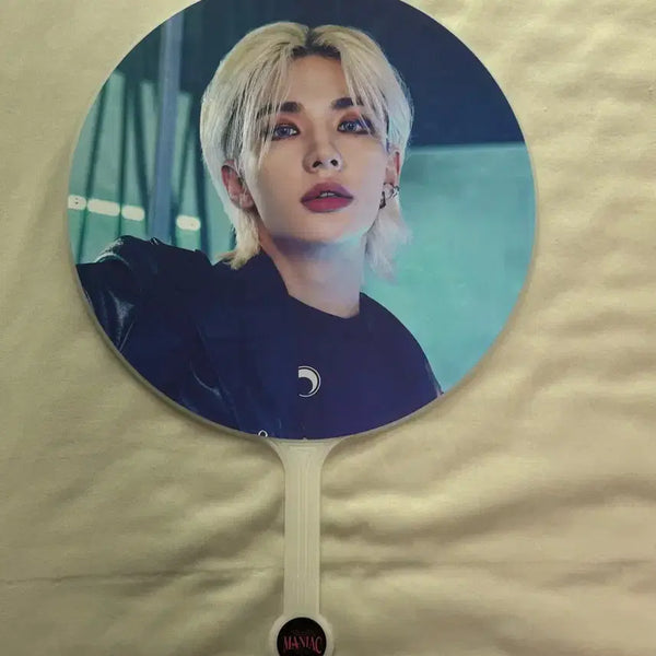 [BUNJANG] Stray Kids Hyunjin Uchiwa Fan / 스트레이키즈 스키즈 현진 우치와 양도