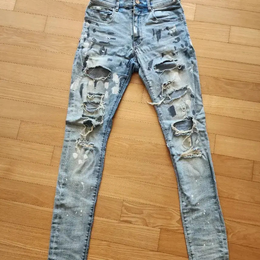 [BUNJANG] Amiri Damage Painted Denim Pants Size 30 / 아미리 데미지 페인팅 데님팬츠 30사이즈 수선x 상태 좋음
