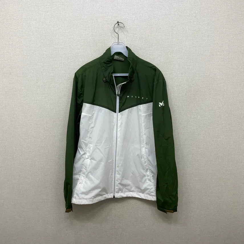 [BUNJANG] Millet Windbreaker Jacket / 밀레 바람막이 100