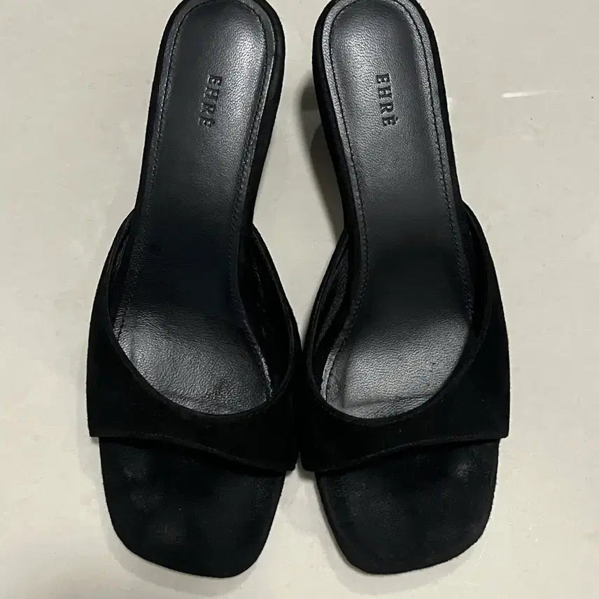 [BUNJANG] Ehre Open-Toe Wedge Mule Shoes (Size 37) / ehre 에레 OPEN-TOE WEDGE MULE 37 오픈토웨지뮬 37