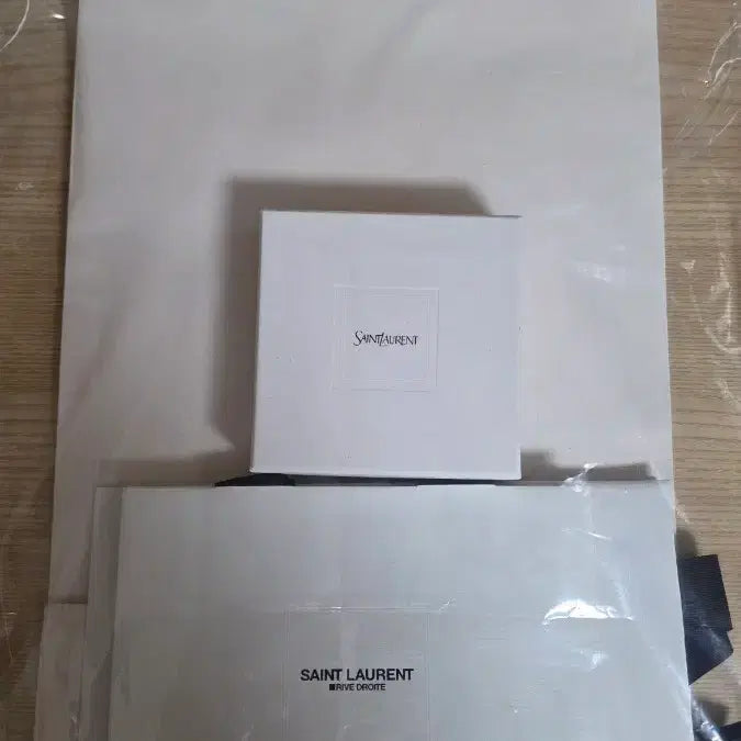 [BUNJANG] Saint Laurent Shopping Bags and Box Set / 생로랑 쇼핑백 3개, 박스 팝니다.